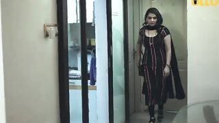 Nancy Beautiful Housewife Hindi Ullu Web Series Episode 1