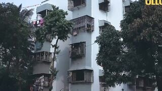 Nancy Beautiful Housewife Hindi Ullu Web Series Episode 1
