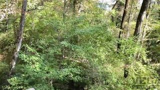 3 foresters found a sluts and showed her the way out of the forest with their cocks