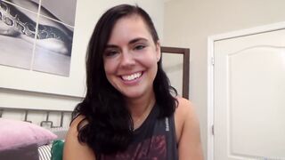 Chubby amateur is ready to become a pornstar