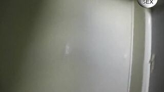 Dark Haired mit enger muschi mekt den vermieter