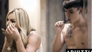 Big Titted mom Stepmom Fucks Her Stepson By Mistake!