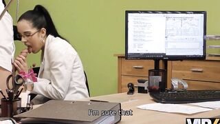 VIP4K. Hot needs new musical instruments, so she has a beauty session