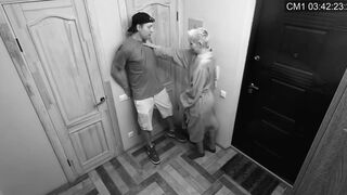 SECRET WEB CAM. CHICK FUCKS THE BOY INSIDE THE HALLWAY - Strap-On / Fem Dom / Pegging
