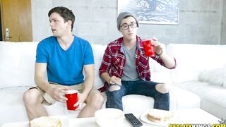 Reality Kings - Banging the babe cougar and cumming on her breasts