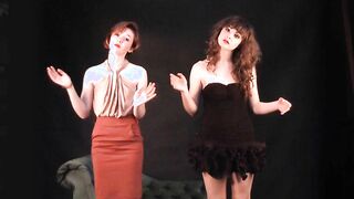 Entrancement Portia & Hannah