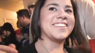 College dick blowing 19 yo goes down on penis