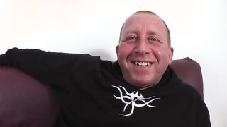 Papa fickt junges Teenie beim Casting