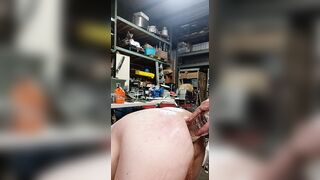 TomWoods2020 WATER BOTTLE INSIDE BUTT PART one