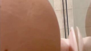 Yummy Texas plays with a sex toy!!!!