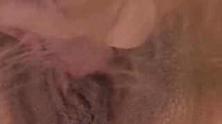 Classic Classic Retro Cougar Lesbo licking theire Pussys
