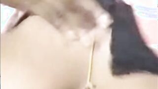punjab bhabi apni boy friend ko toilet mein jaakar uski bada hooters our chut dikhakar maja