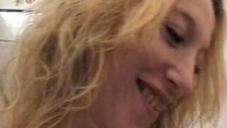 Blonde 18 inside her first Pornmovie from 1998