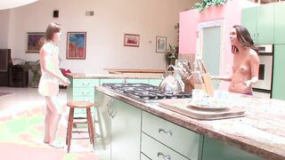 Snatch Munching Roommates Have Morning Kitchen Sex
