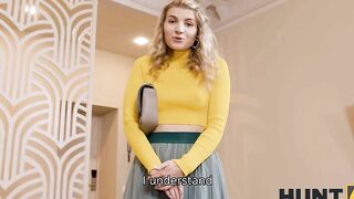 HUNT4K. Magicians incredible sexy GF with nice breasts hooks up anally