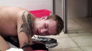 ich stecke meinem freund den sex toy into den arsch