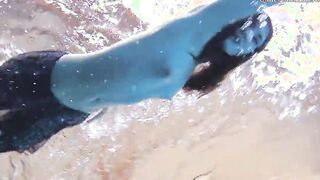 Adriana and Katka enjoy deep dark swimming pool