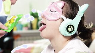 ICE CREAM TASTE GAME with long cheat on teens year mature blindfolded teenie bimbos's best friend