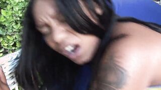 Hung stud gets his penis blown by beautiful african Girl outside then fucks her