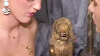 freundinnen testen riesen Sex Toy