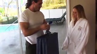 Fit stud comes over to Cutie blonde's house to gives a strokes and ends up fucking