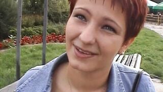 Tief into das junge Foetzchen