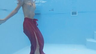 Small petite pornstar Hermione Ganger inside the pool