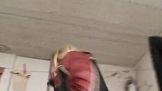 Nachbarin im waschkeller gefickt