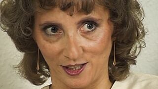 Omi zum Fickcasting ueberredet