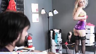 Bubble ass dancer dances all over boss's son's cock
