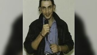 Junges 19 Yo auf dem Klo erwicht