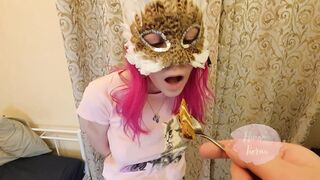 women wanted a cake, but boy convinced her to suck it to eat
