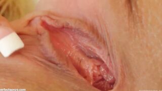 Solo masturbation with Phoenix Marie gonzo style on Offer Me Pink