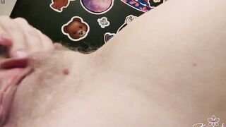 sluts Finger Bang Bushy Snatch Closeup - Erotic Solo