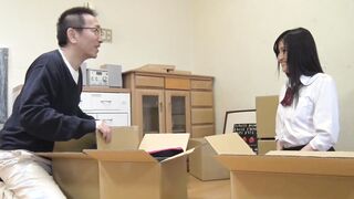 The Step Daughter Of a Remarriage Partner Is a Defenseless sluts, and Her Reasoning Collapses On the First Day Of Living Together! It's Too Much!