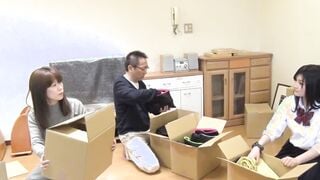 The Step Daughter Of a Remarriage Partner Is a Defenseless sluts, and Her Reasoning Collapses On the First Day Of Living Together! It's Too Much!