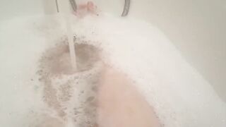 Suck you penis and play with myself inside restroom