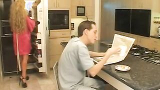 Luxurious huge tittie MILF offers some cream to his coffee