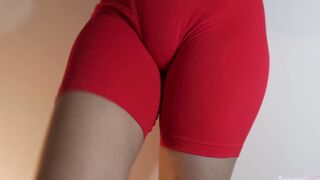 Part two - Trying on new Pants like a youtuber. Into part one I couldn't resist showing my cunt, into this 1, I just showed my cunt mound through my tight leggings. - Inmymound