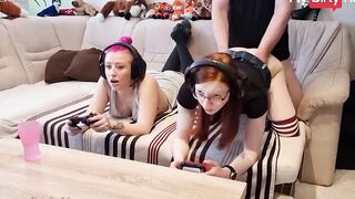 Red Head Cuttie FinaFoxy Loves When Her Stepbrother Gets To Fucked Her Inside Front Of Her Friend