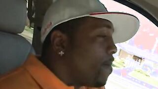 Luxurious white cunt with mouth sucks short ebony dude and takes long cock in