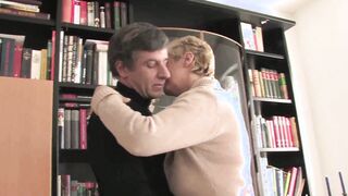 Bbvideo.com Short haired German old lady fucks