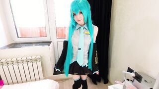 goddess Vocaloid Hatsune Miku came to visit a fan after the concert, blown his penis and pounded him