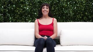 Freaky chick Comes Back Cause She Wants To Try Anal