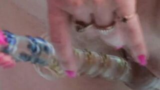 Long Lesbians - Gina is a inked bimbos who fucks herself