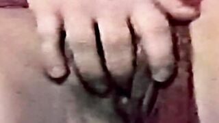 Finger Bang Stretched Open Cunt Solo American Cougar Into Pantyhose