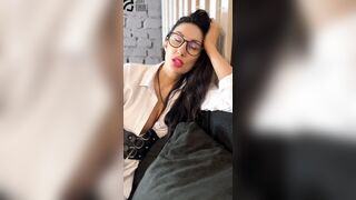 Bombshell Wifey cheats on her hubby