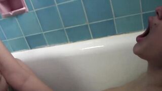 Real Lesbo Lovers... Dyke Amateur!