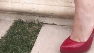 beauty blonde gets her tight pink vagina licked by her GF
