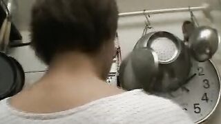 stiefbruder fickt Stiefschwester ohne Gummi bis zum Cumshot